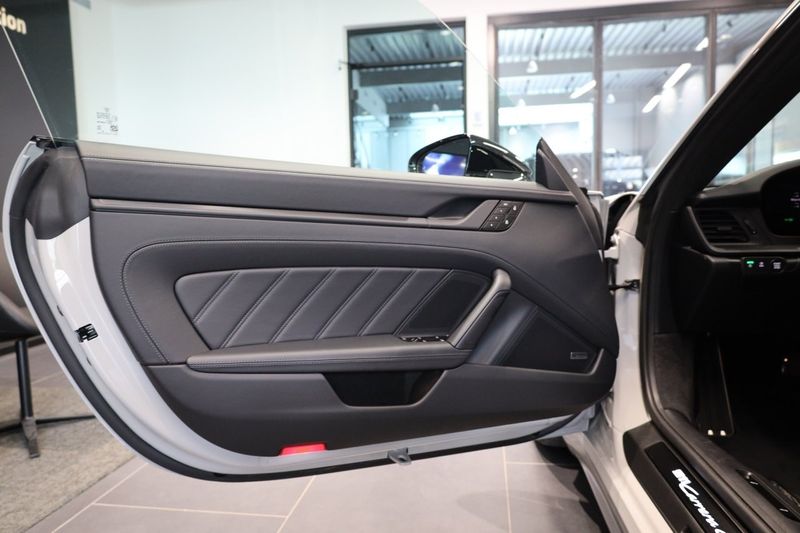 Porsche 992 bild 17