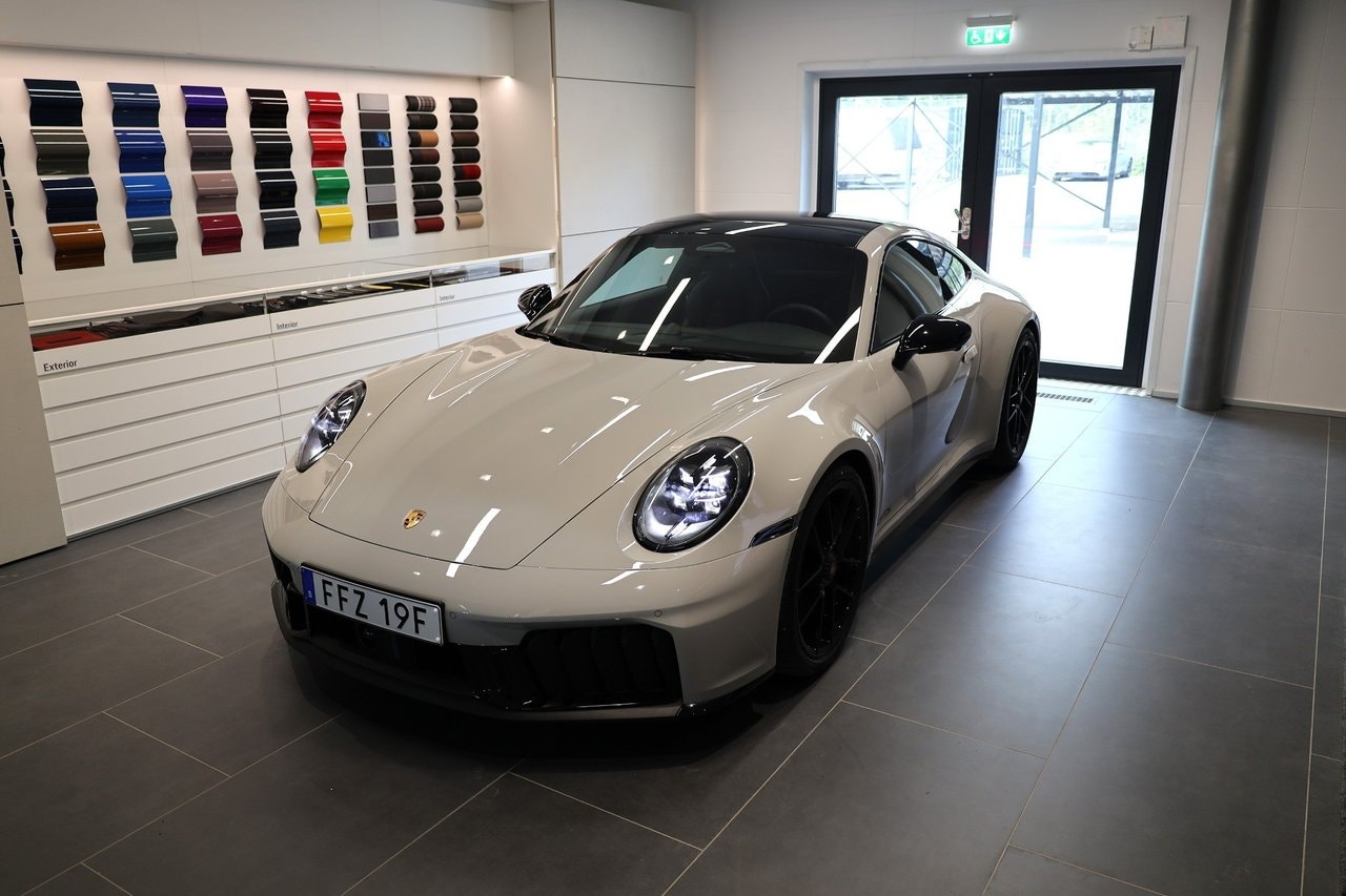 Porsche 992
