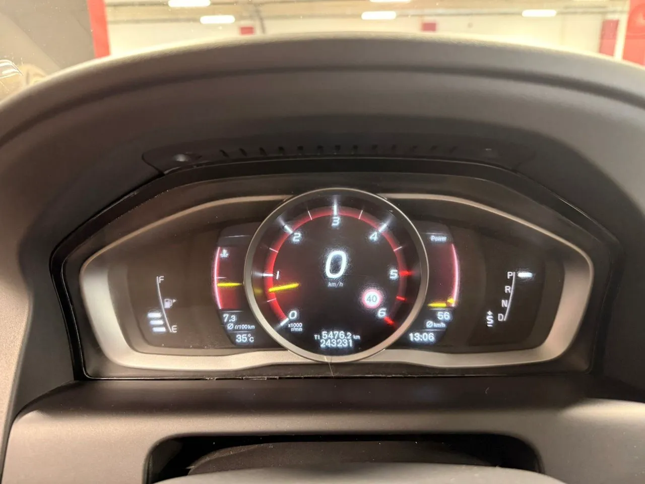 Vehicle image 9