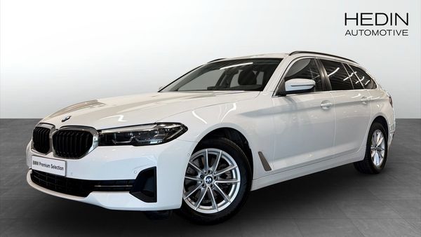 BMW 520 d Touring Dragkrok Winterpaket Värmare Tonade rutor Rattv - 2023