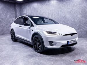 Tesla Model X bild 9