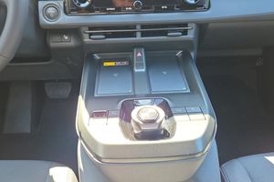 Toyota C-HR+ bild 20