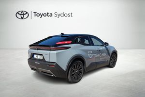 Toyota C-HR+ bild 2