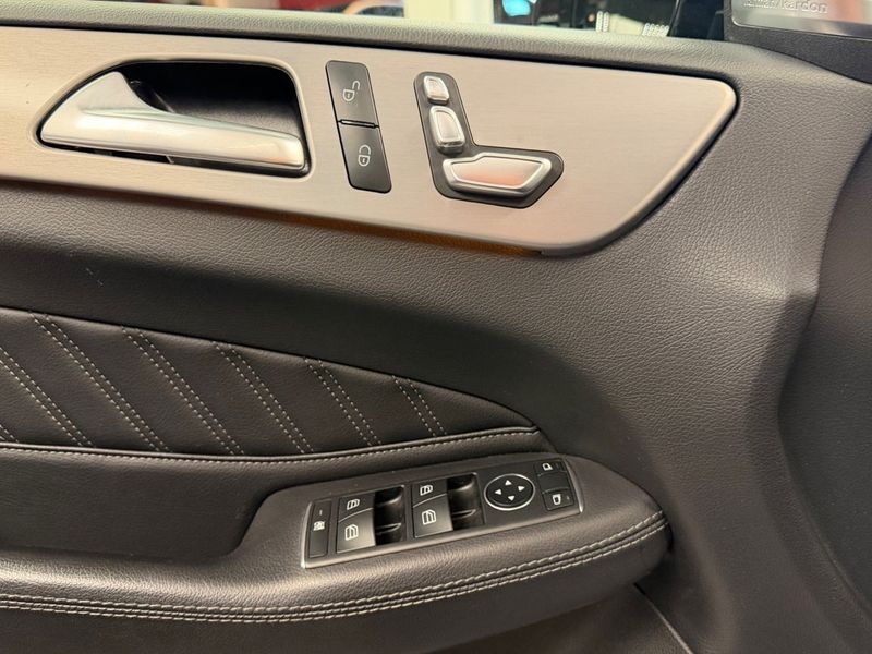 Mercedes GLE500 bild 12
