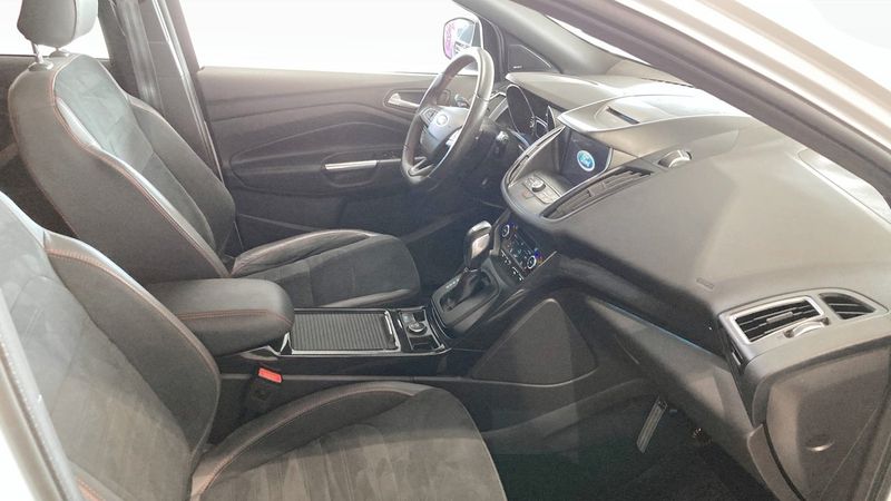 Ford Kuga bild 3