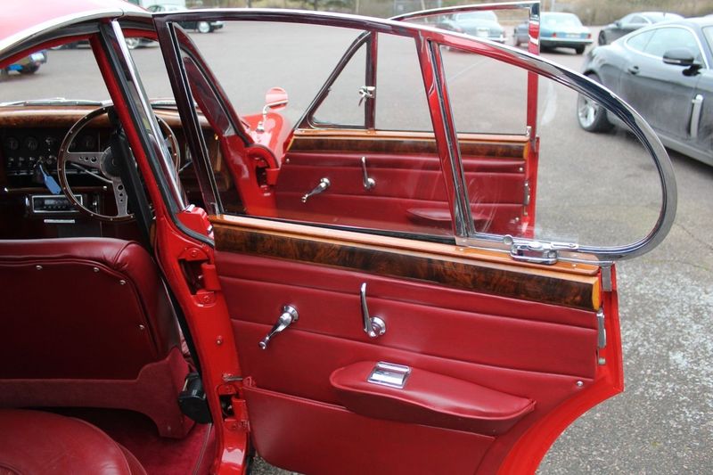 Daimler 250 bild 13