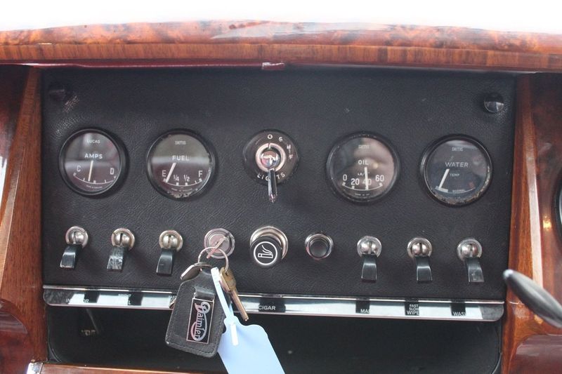 Daimler 250 bild 9