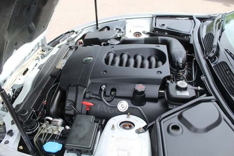 Jaguar XK bild 13