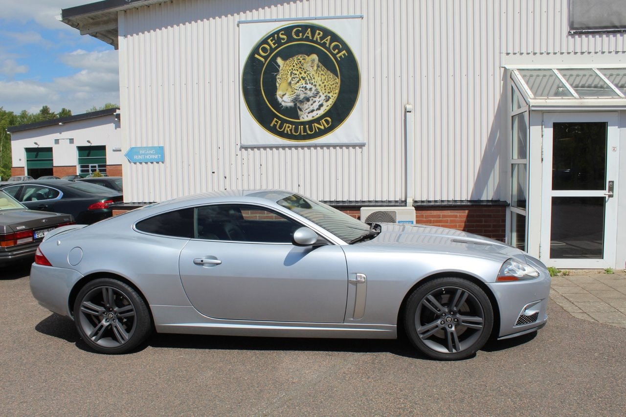 Jaguar XKR