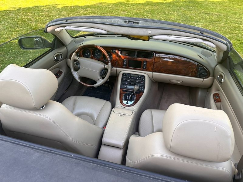 Jaguar XKR bild 8