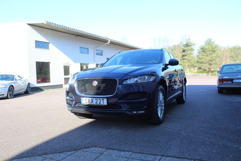 Jaguar F-Pace bild 2