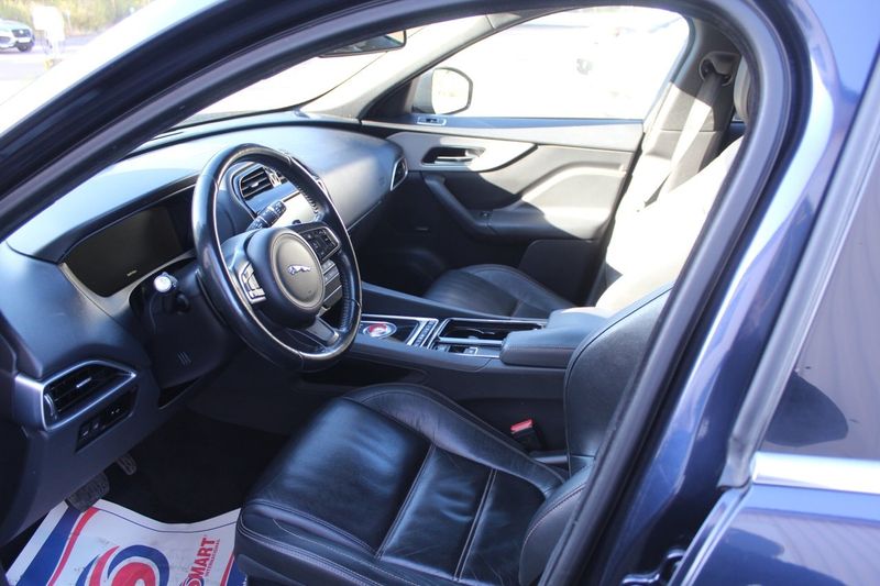 Jaguar F-Pace bild 3