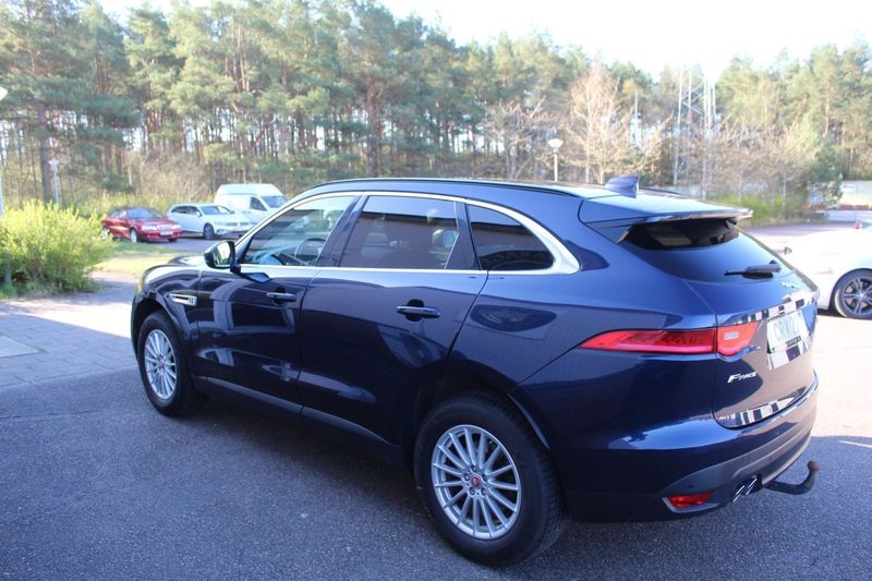 Jaguar F-Pace bild 7