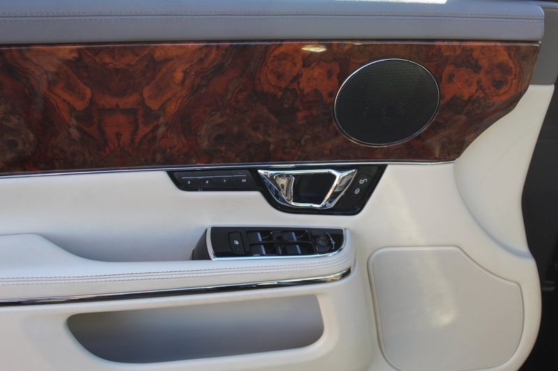 Jaguar XJ bild 8