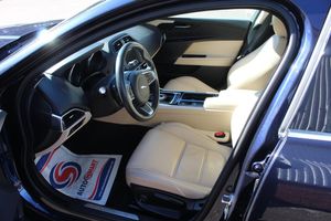 Jaguar XE bild 6
