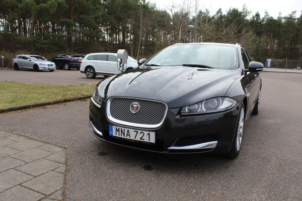Jaguar XF Sportbrake 2.2 TDi4 Euro 5, drag, välservad, fin - 2014