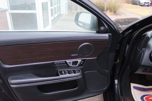 Jaguar XJ bild 9