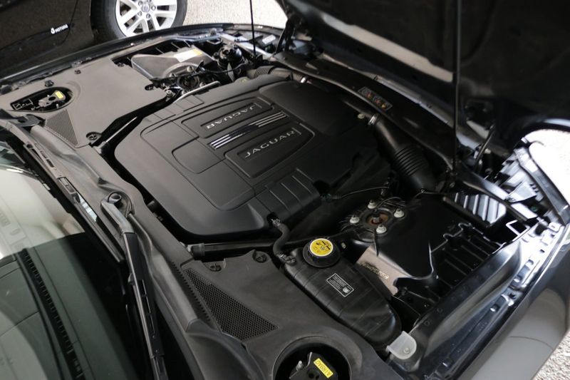Jaguar XK bild 23