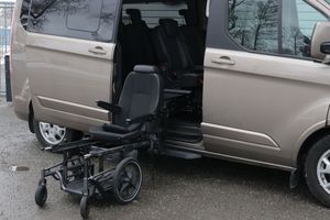 Ford Tourneo Custom bild 18