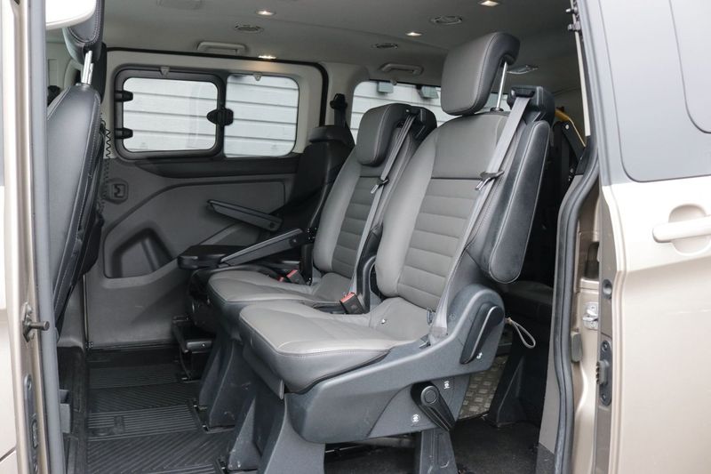 Ford Tourneo Custom bild 9