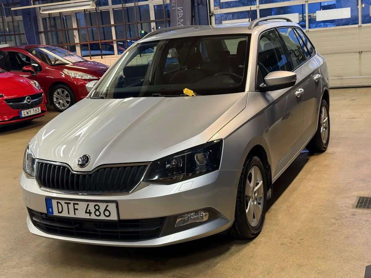 Vehicle image 1
