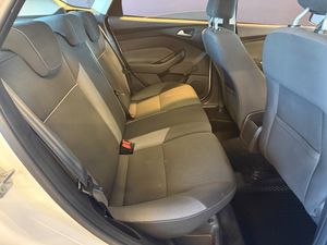 Ford Focus bild 9
