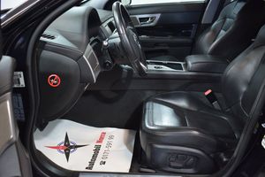 Jaguar XF bild 9