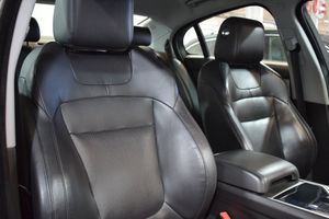 Jaguar XF bild 10