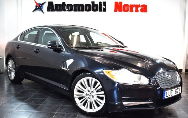 Jaguar XF 3.0 V6 Back-Kamera/Ventilerade stolar/ Navi - 2011