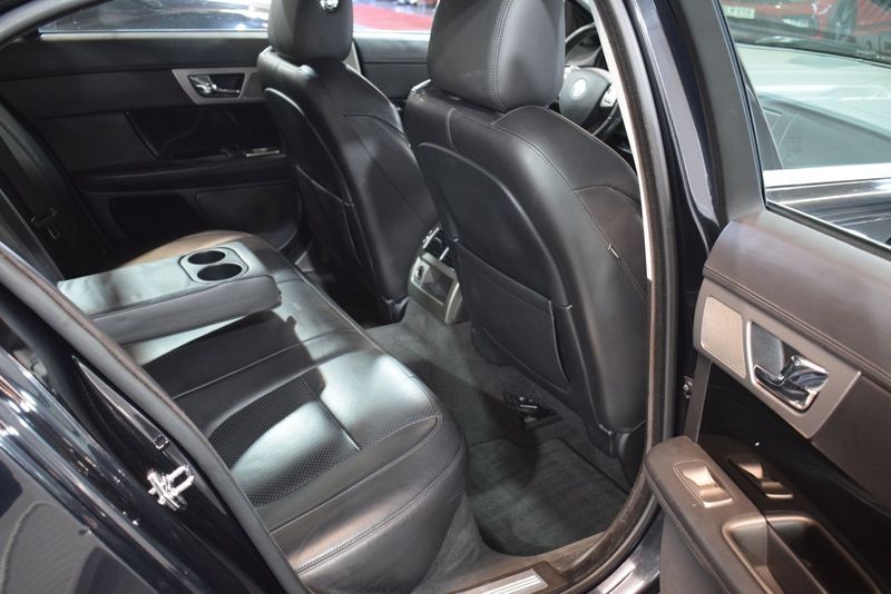 Jaguar XF bild 13