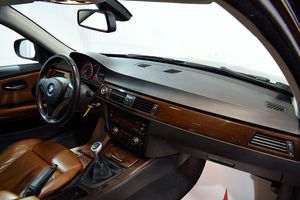 BMW 320 bild 14