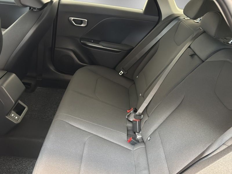 Kia K4 bild 9