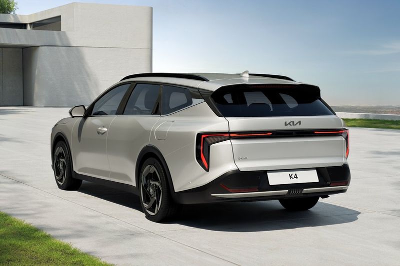 Kia K4 bild 3
