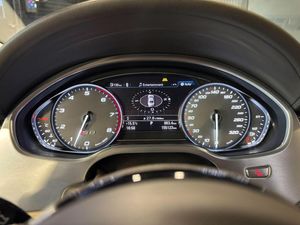 Audi S8 bild 11