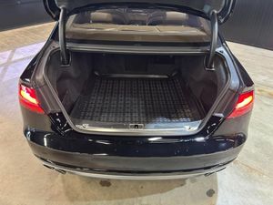 Audi S8 bild 23
