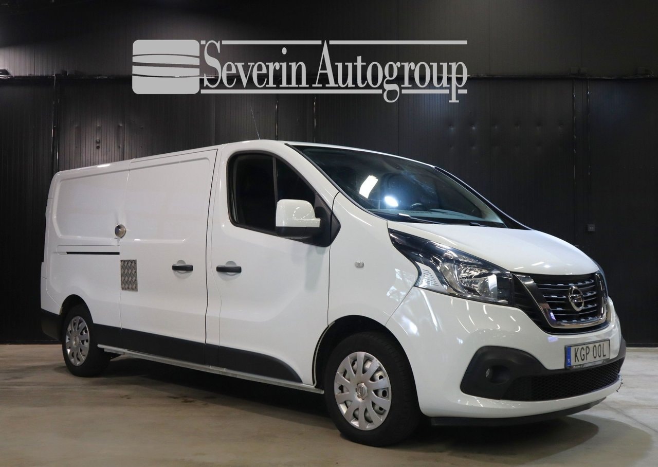 Nissan NV300