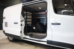 Nissan NV300 bild 8