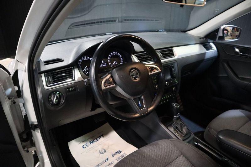 Skoda Rapid bild 8