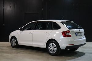 Skoda Rapid bild 4