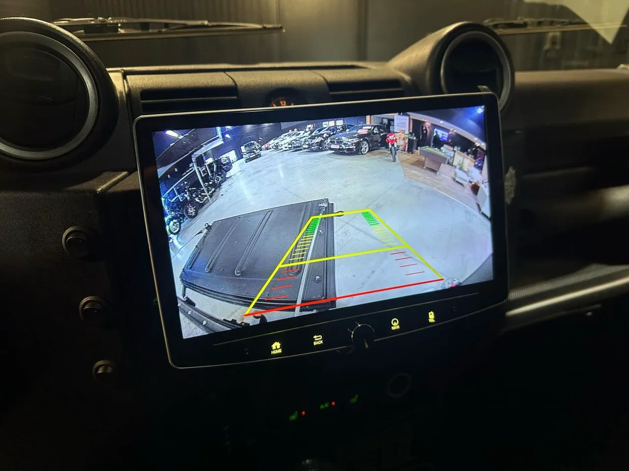 Vehicle image 20