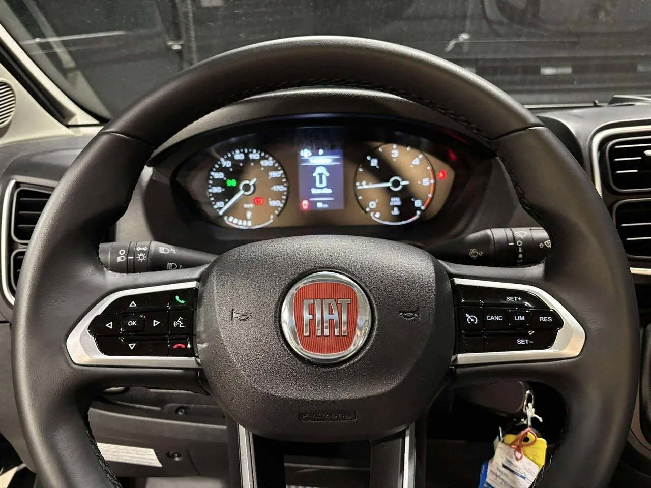 Vehicle image 18