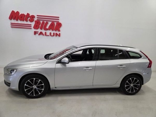 Volvo V60 D4 Momentum Classic 4x4 Automat 190 Hk - 2018