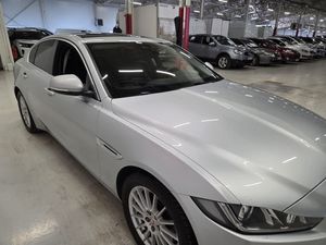 Jaguar XE bild 3