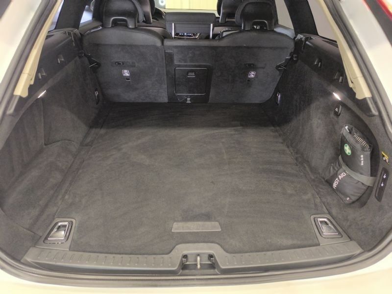 Volvo V90 bild 8