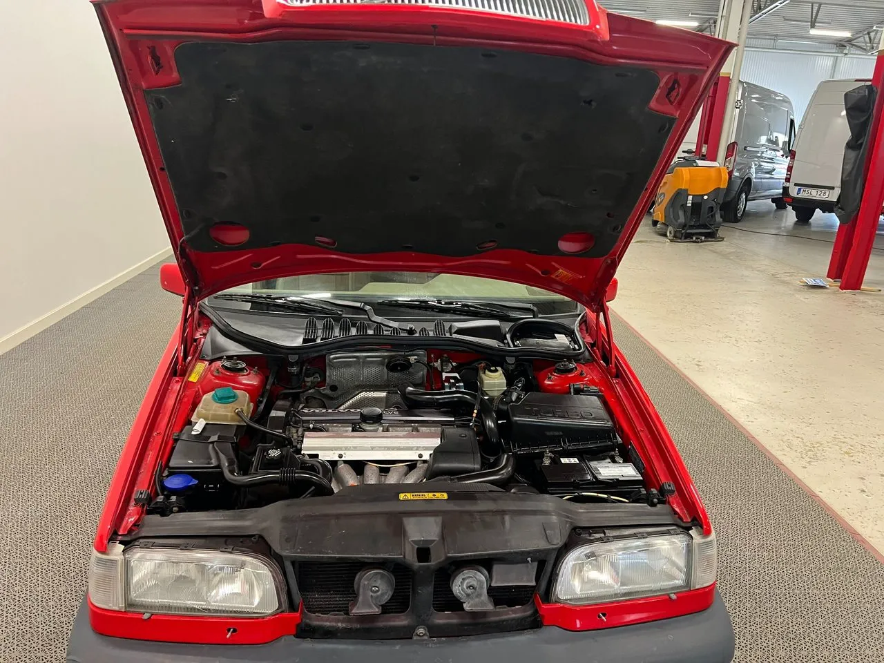 Vehicle image 31