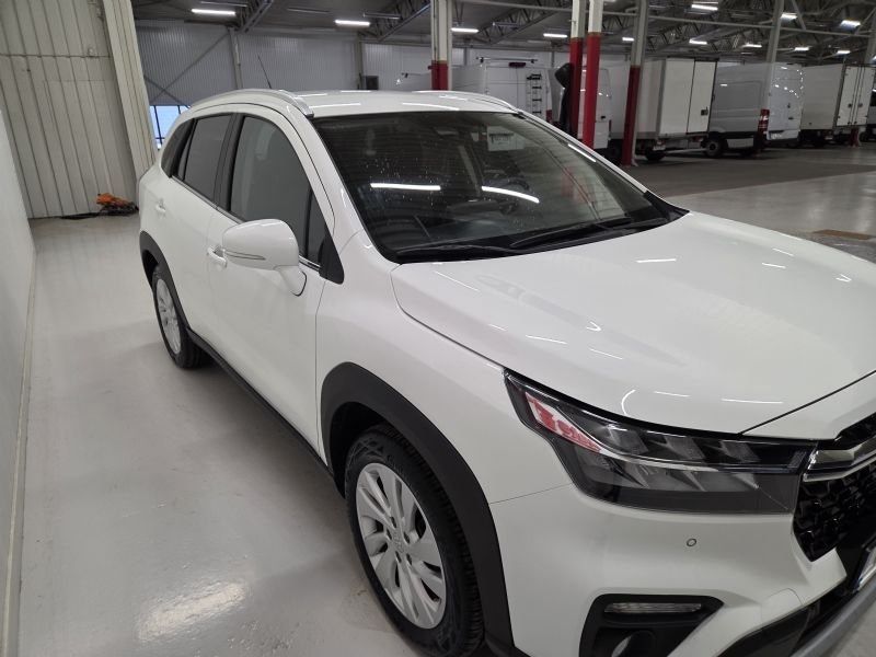 Suzuki S-CROSS bild 3