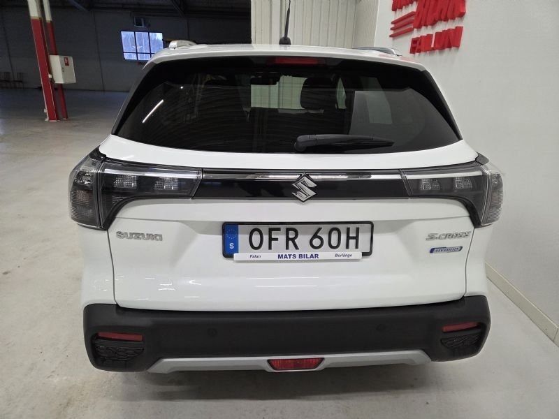 Suzuki S-CROSS bild 7