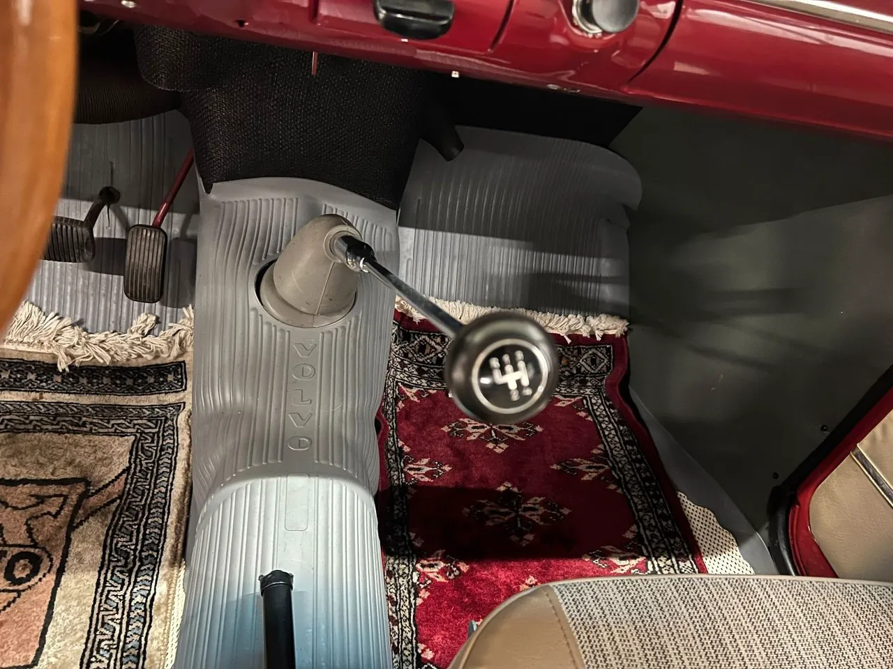Vehicle image 18