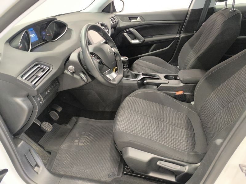 Peugeot 308 bild 7