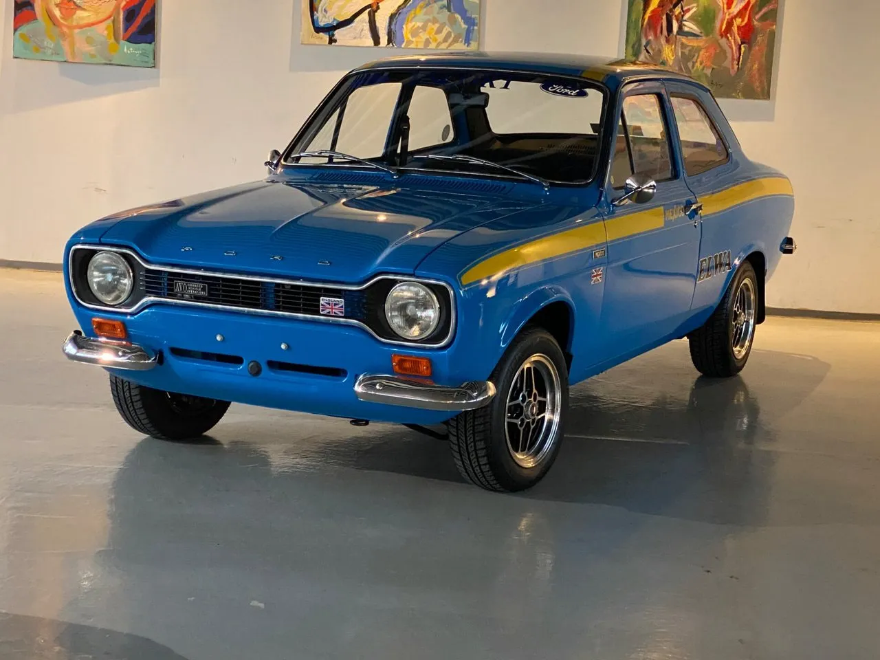 Vehicle image 19
